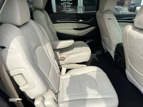 2024 Buick Enclave Essence