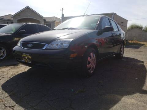 2007 Ford Focus for sale at Golden Crown Auto Sales in Kennewick WA