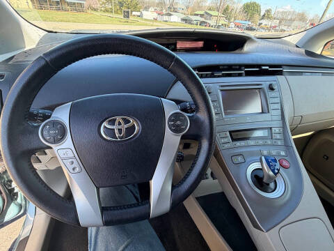 2014 Toyota Prius Five