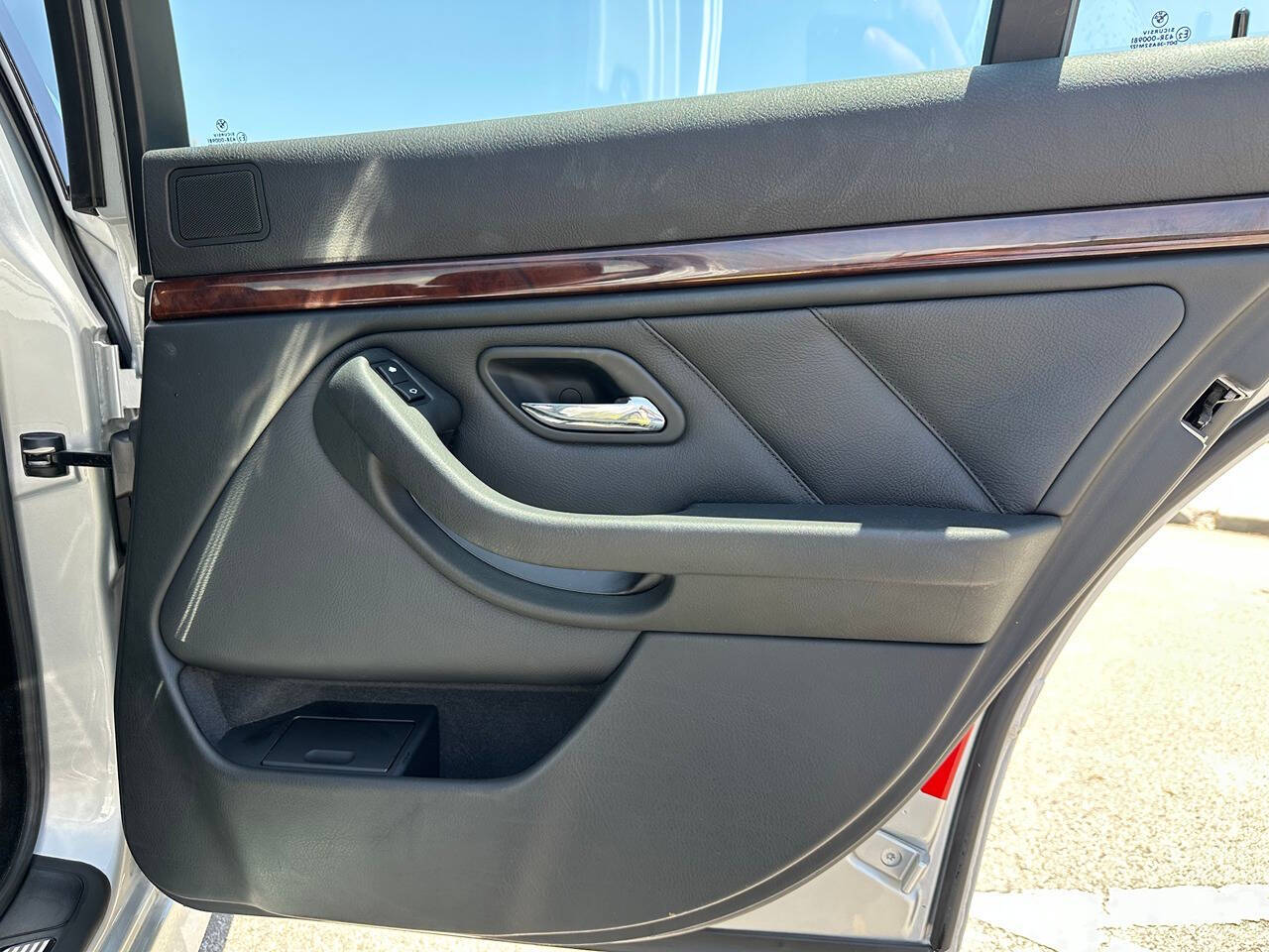 2003 BMW 5 Series 4