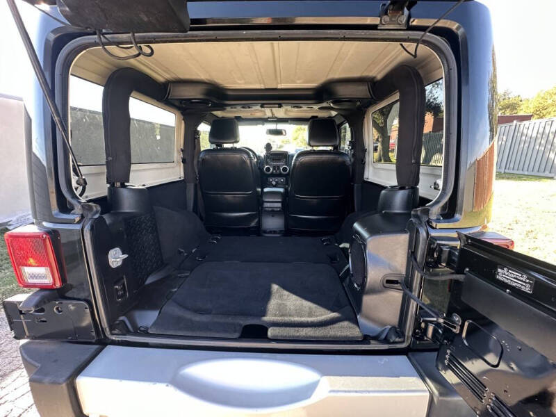 2013 Jeep Wrangler Sahara