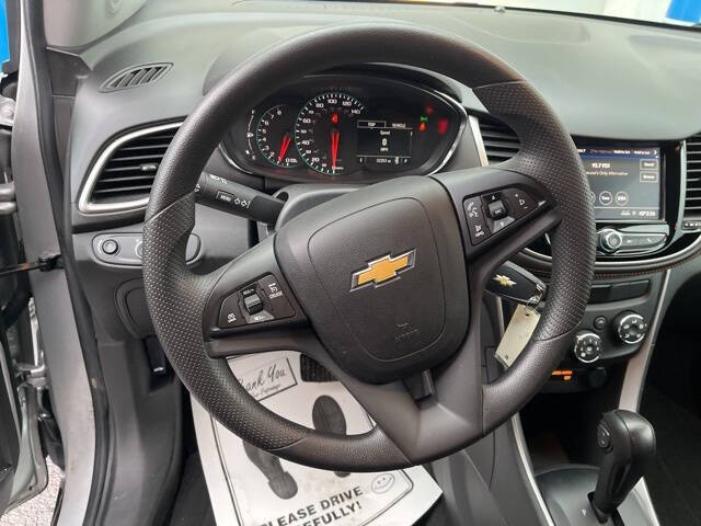 2022 Chevrolet Trax LS