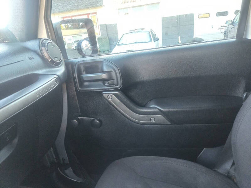 2014 Jeep Wrangler Unlimited Sport