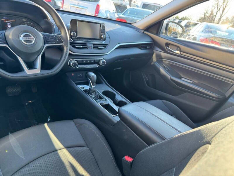 2022 Nissan Altima 2.5 S