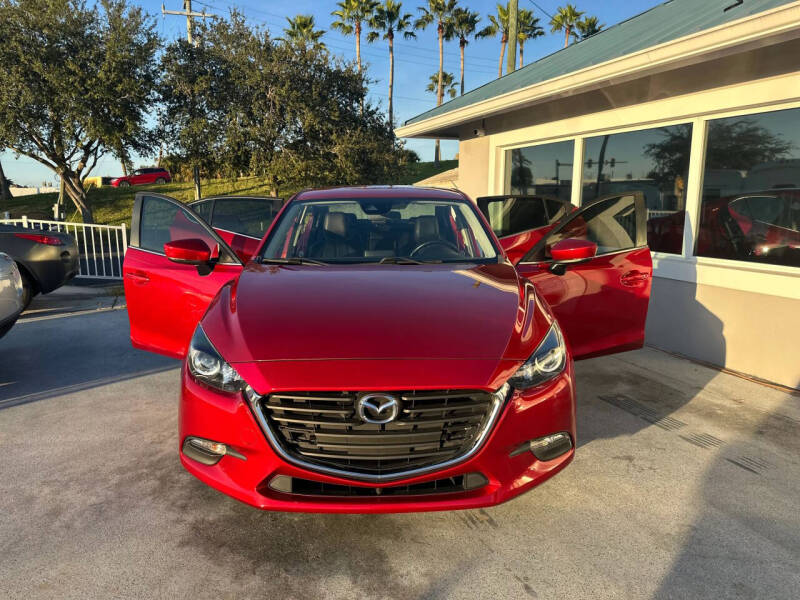 2017 Mazda MAZDA3 Touring