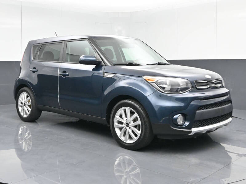 2017 Kia Soul +