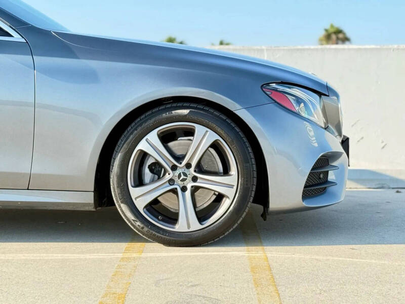 2019 Mercedes-Benz E-Class E 300