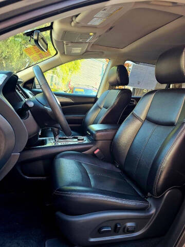 2018 Nissan Pathfinder Platinum