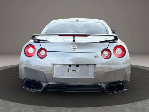 2012 Nissan GT-R Black Edition
