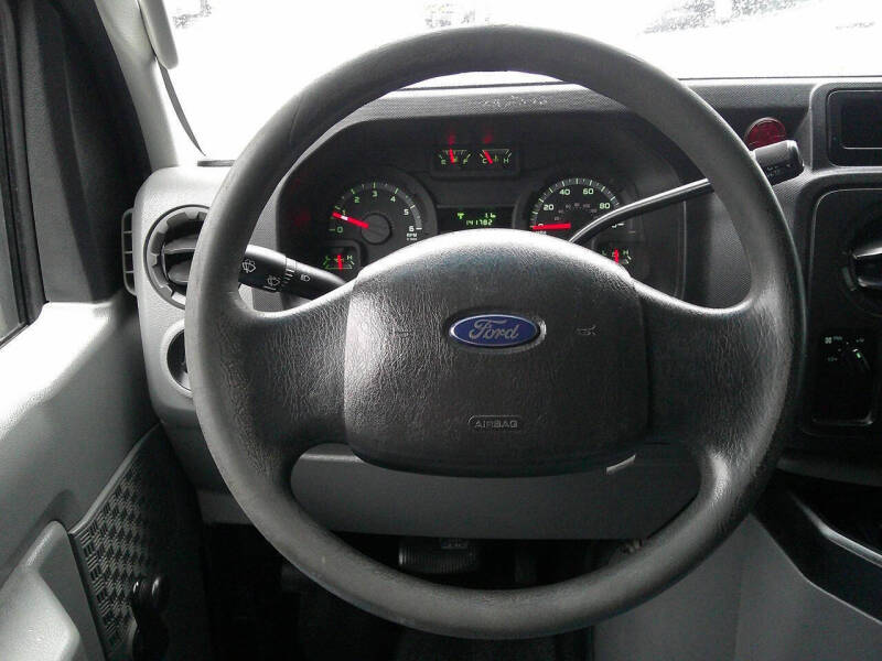 2013 Ford E-Series