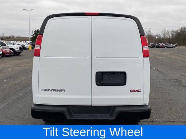 2024 GMC Savana 2500