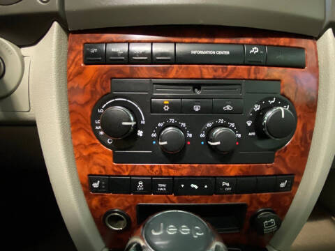 2006 Jeep Commander Limited