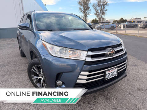 2017 Toyota Highlander LE Plus