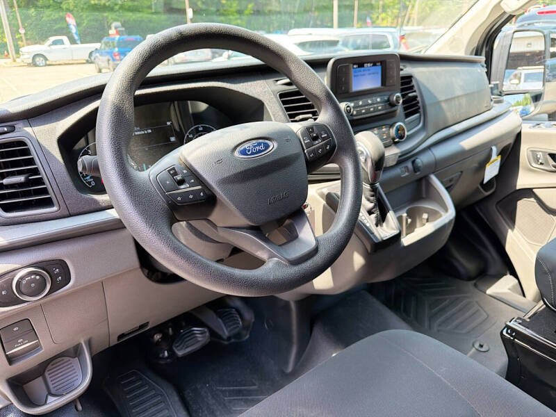 2025 Ford Transit