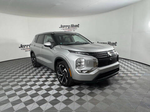 2024 Mitsubishi Outlander SE