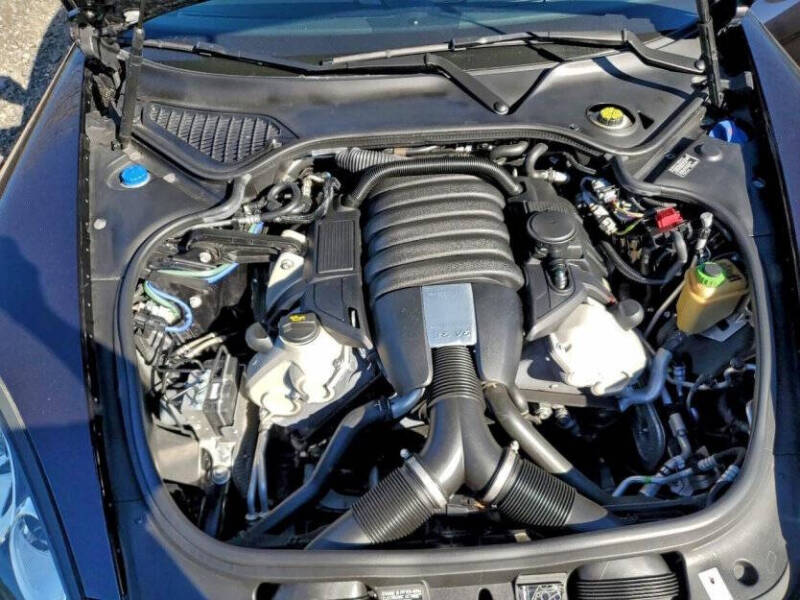 2016 Porsche Panamera