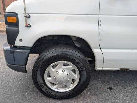 2012 Ford E-Series E-350 SD