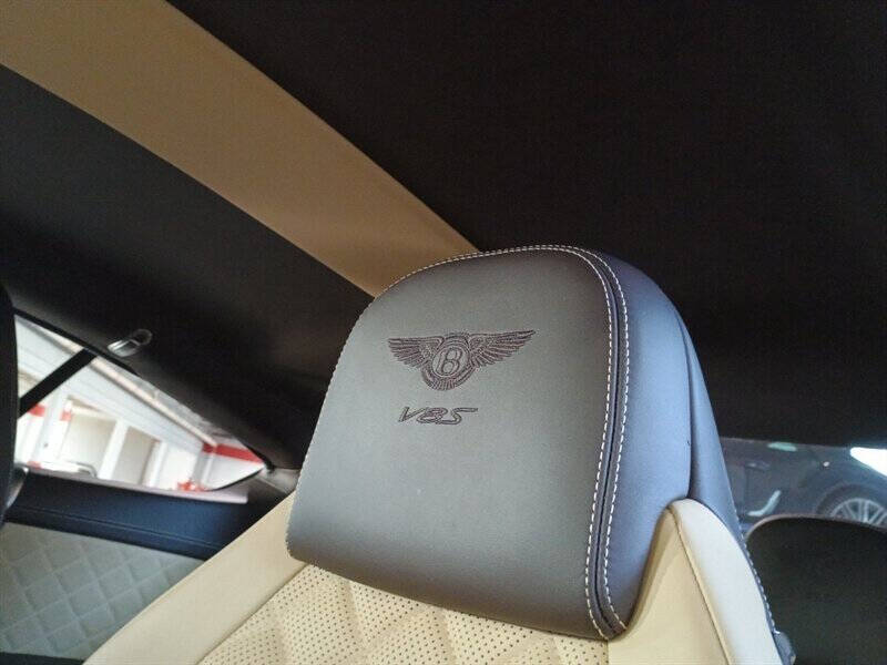 2017 Bentley Continental 38