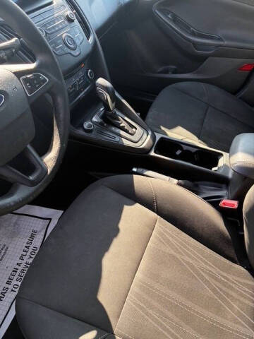 2017 Ford Focus SE