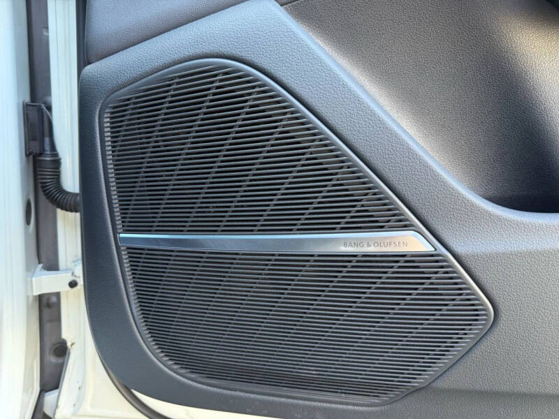 2019 Audi Q8 quattro Prestige 55 TFSI