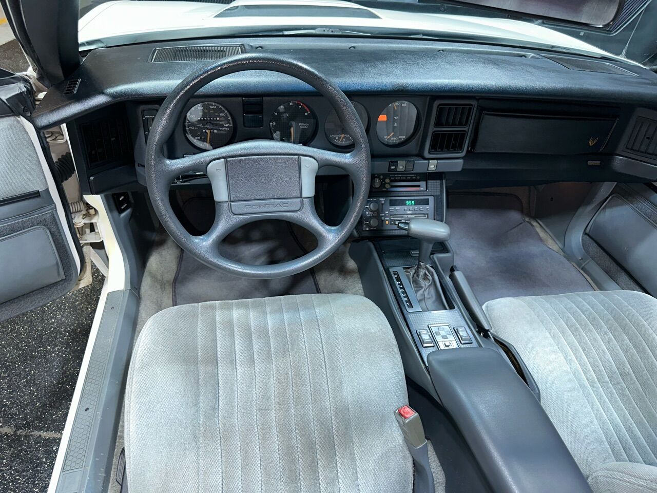 1989 Pontiac Firebird 11
