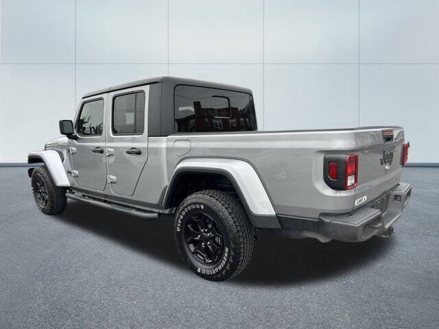 2021 Jeep Gladiator Willys