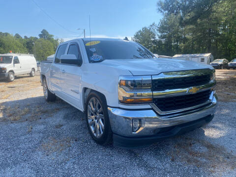 2017 Chevrolet Silverado 1500 for sale at Baileys Truck and Auto Sales in Effingham SC