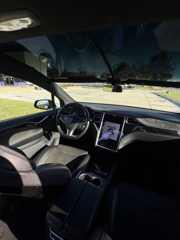 2017 Tesla Model X 90D