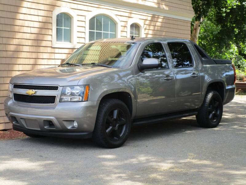 2009 Chevrolet Avalanche for sale at Car and Truck Exchange, Inc. in Rowley MA