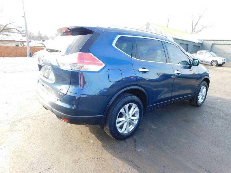2016 Nissan Rogue SV