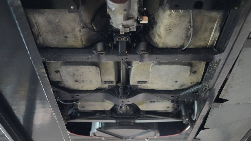 1965 Chevrolet Corvette 38
