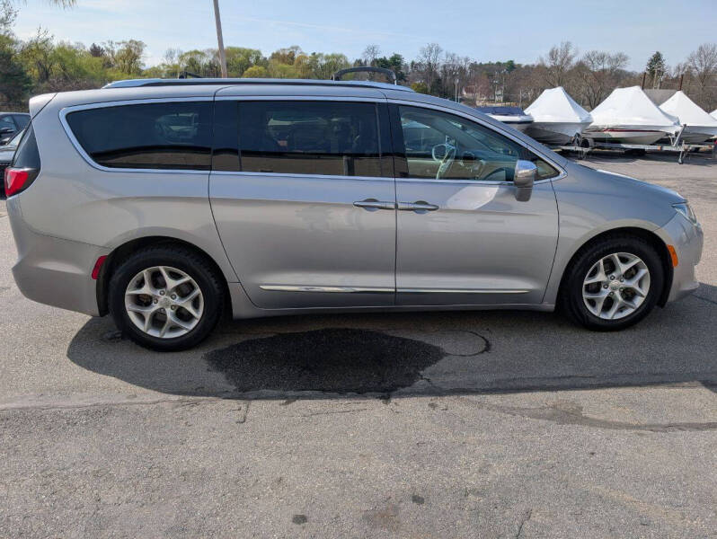 2020 Chrysler Pacifica Limited