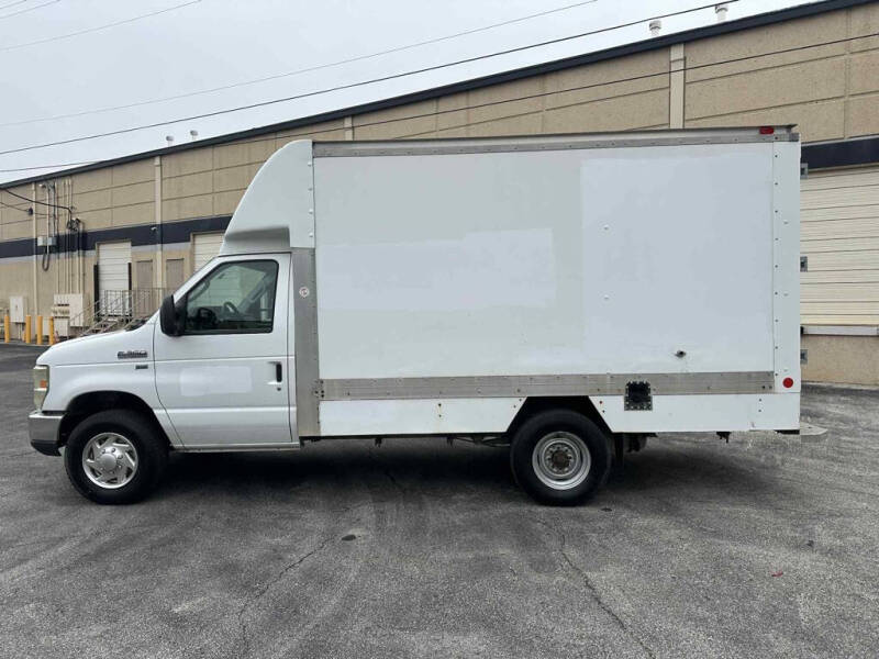 2009 Ford E-Series E-350 SD