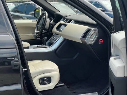 2017 Land Rover Range Rover Sport HSE