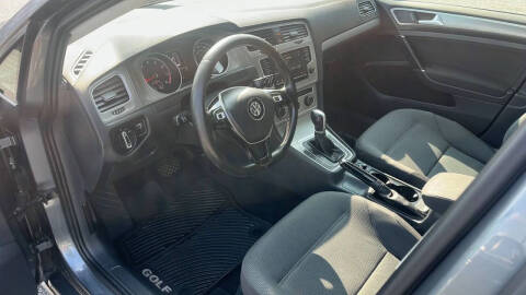 2016 Volkswagen Golf SportWagen