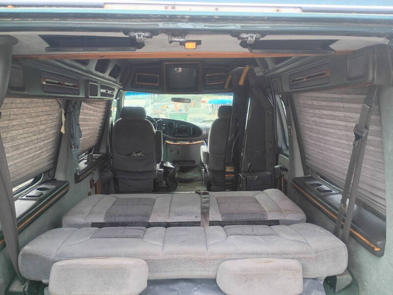 1999 Ford E-Series
