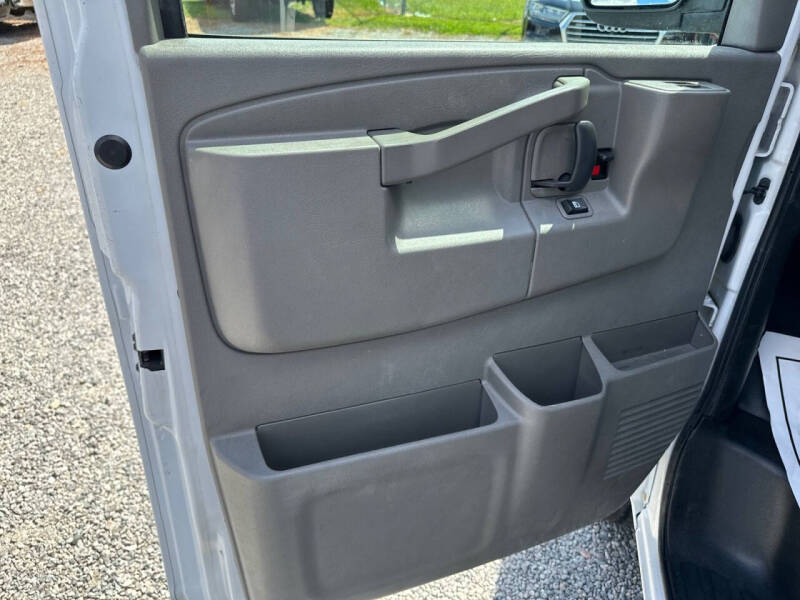 2017 Chevrolet Express 2500