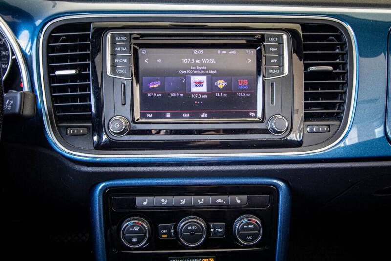 2019 Volkswagen Beetle Convertible 2.0T SE