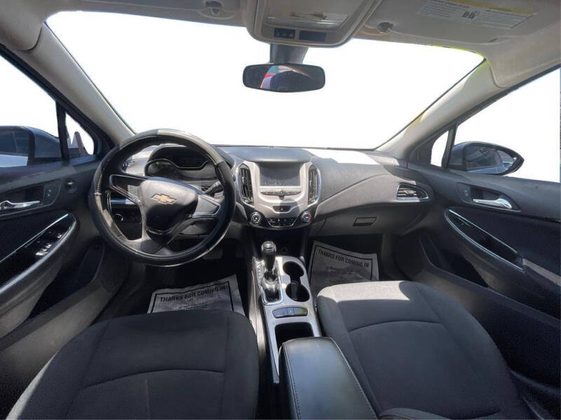 2017 Chevrolet Cruze LS Auto