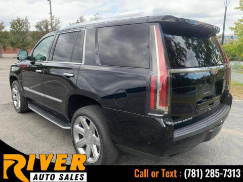 2019 Cadillac Escalade Luxury