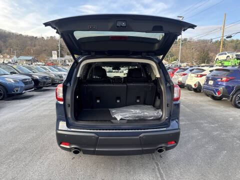 2025 Subaru Ascent Limited Bronze Edition