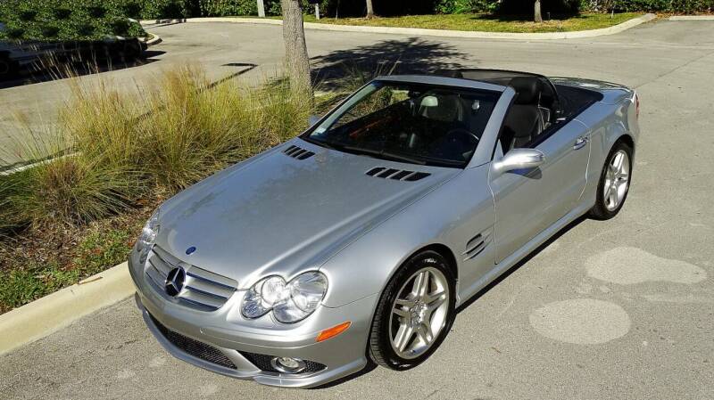 2007 Mercedes-Benz SL-Class for sale at Premier Luxury Cars in Oakland Park FL
