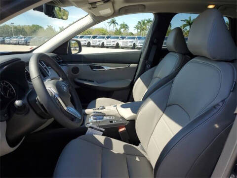 2025 Infiniti QX50 Luxe