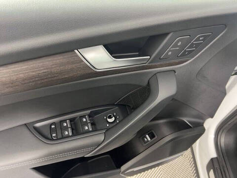 2024 Audi Q5 quattro S line Prem Plus 45 TFSI