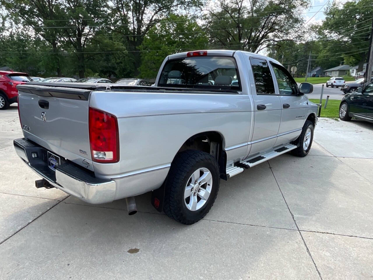 2006 Dodge Ram 1500 for sale at Auto Connection in Waterloo, IA