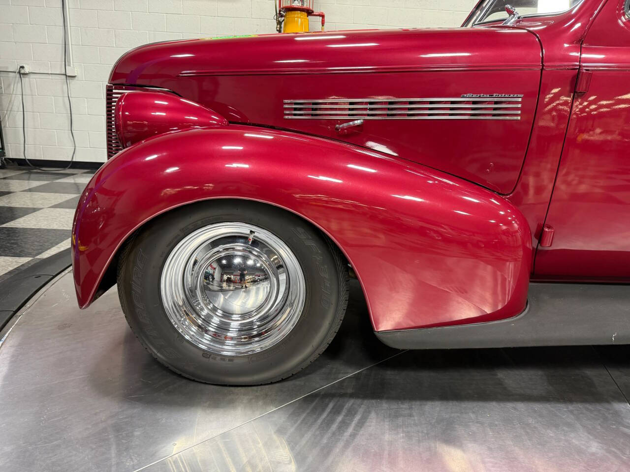 1939 Chevrolet Coupe 42