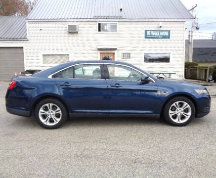 2017 Ford Taurus SEL