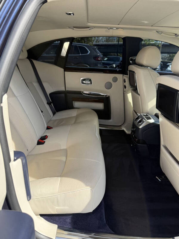 2012 Rolls-Royce Ghost