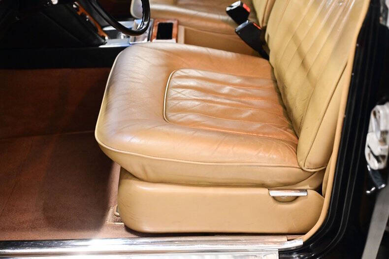 1972 Rolls-Royce SILVER CLOUD LWB