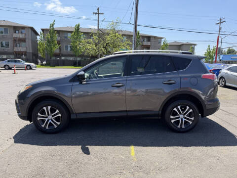 2017 Toyota RAV4 LE